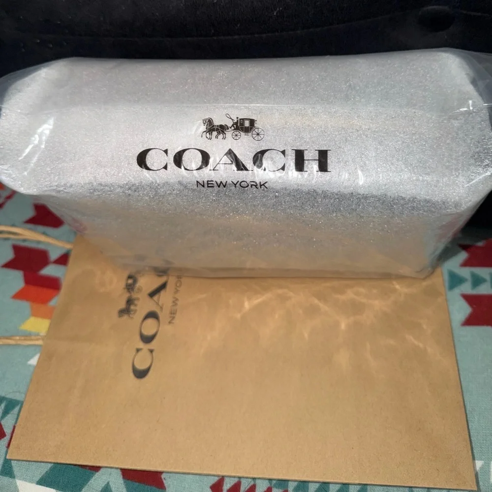 COACH Signature Boxy Cosmetic Case 20 Brown/Black - Picture 9 of 9